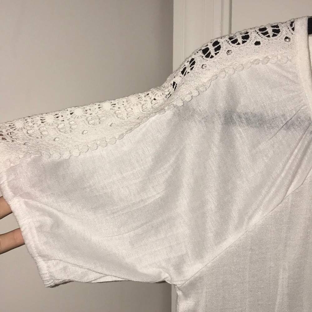 Spring/Summer Top - Picture 2 of 3